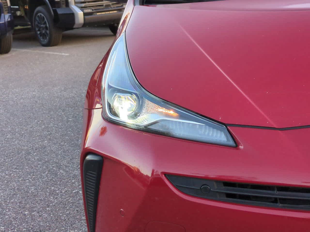 Thumbnail: 2021 Toyota Prius - 10