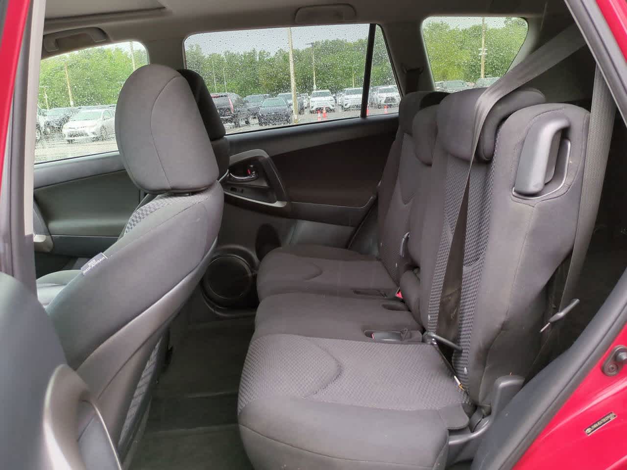 Thumbnail: 2011 Toyota RAV4 - 13