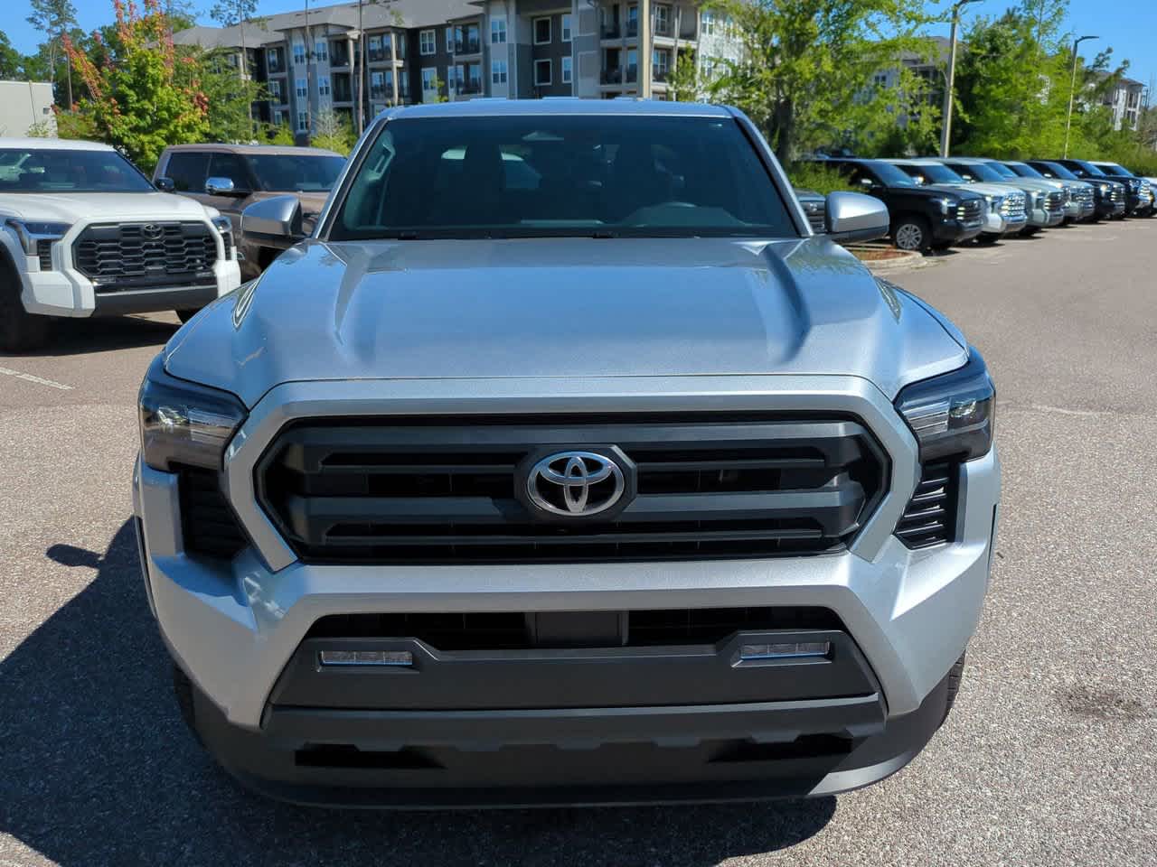 Thumbnail: 2025 Toyota Tacoma - 9
