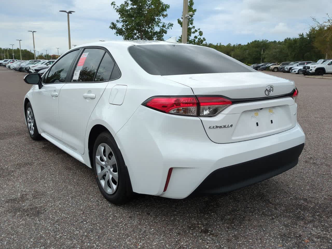 Thumbnail: 2025 Toyota Corolla - 4