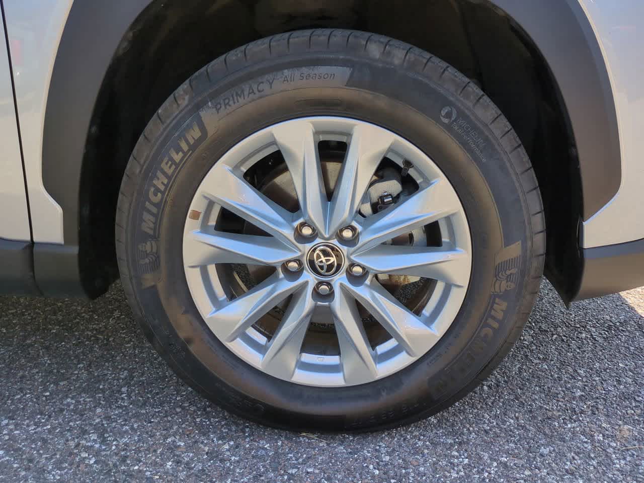 Thumbnail: 2025 Toyota Corolla Cross - 11