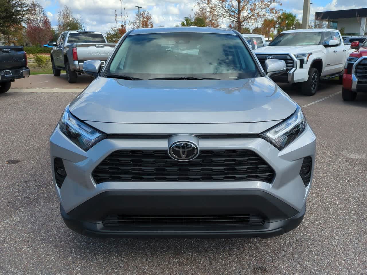Thumbnail: 2025 Toyota RAV4 - 9