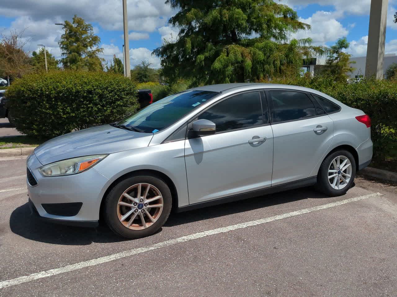 Thumbnail: 2015 Ford Focus - 3