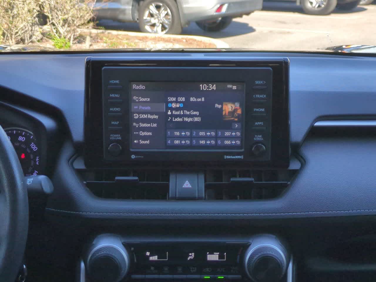 Thumbnail: 2020 Toyota RAV4 - 17