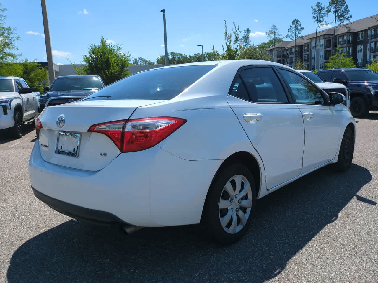 Thumbnail: 2014 Toyota Corolla - 6