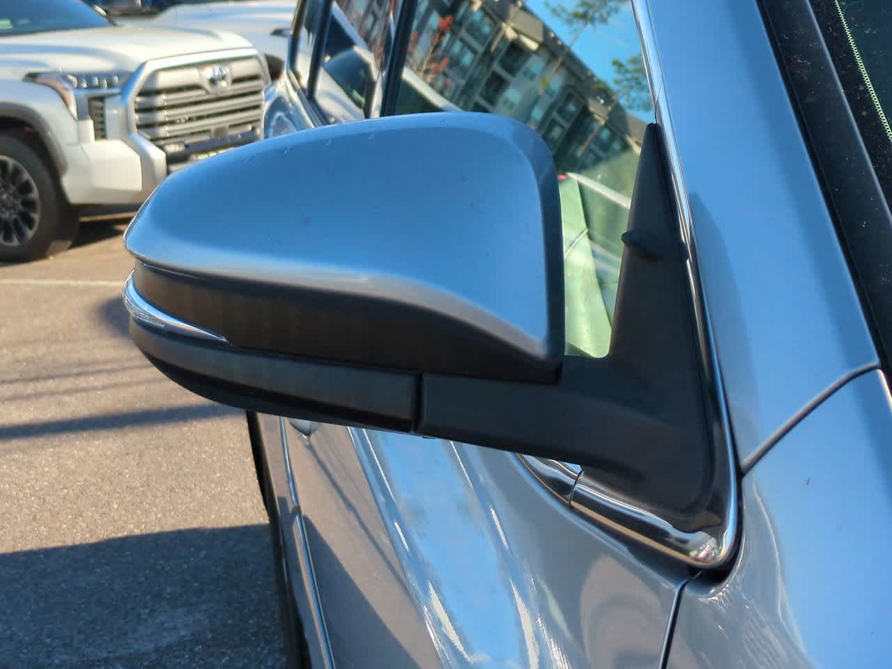 Thumbnail: 2015 Toyota Highlander - 12