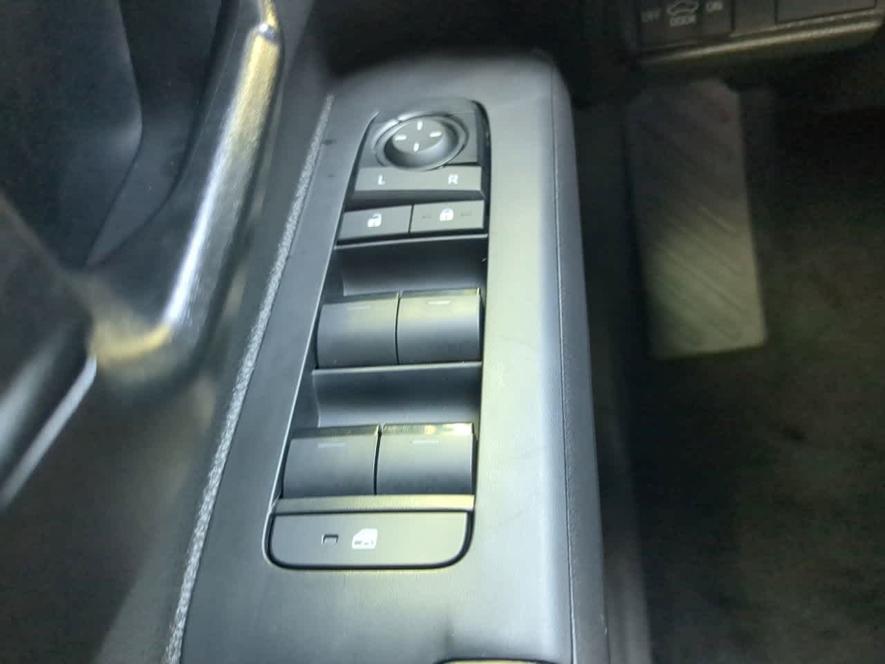 2025 Toyota Tacoma  21