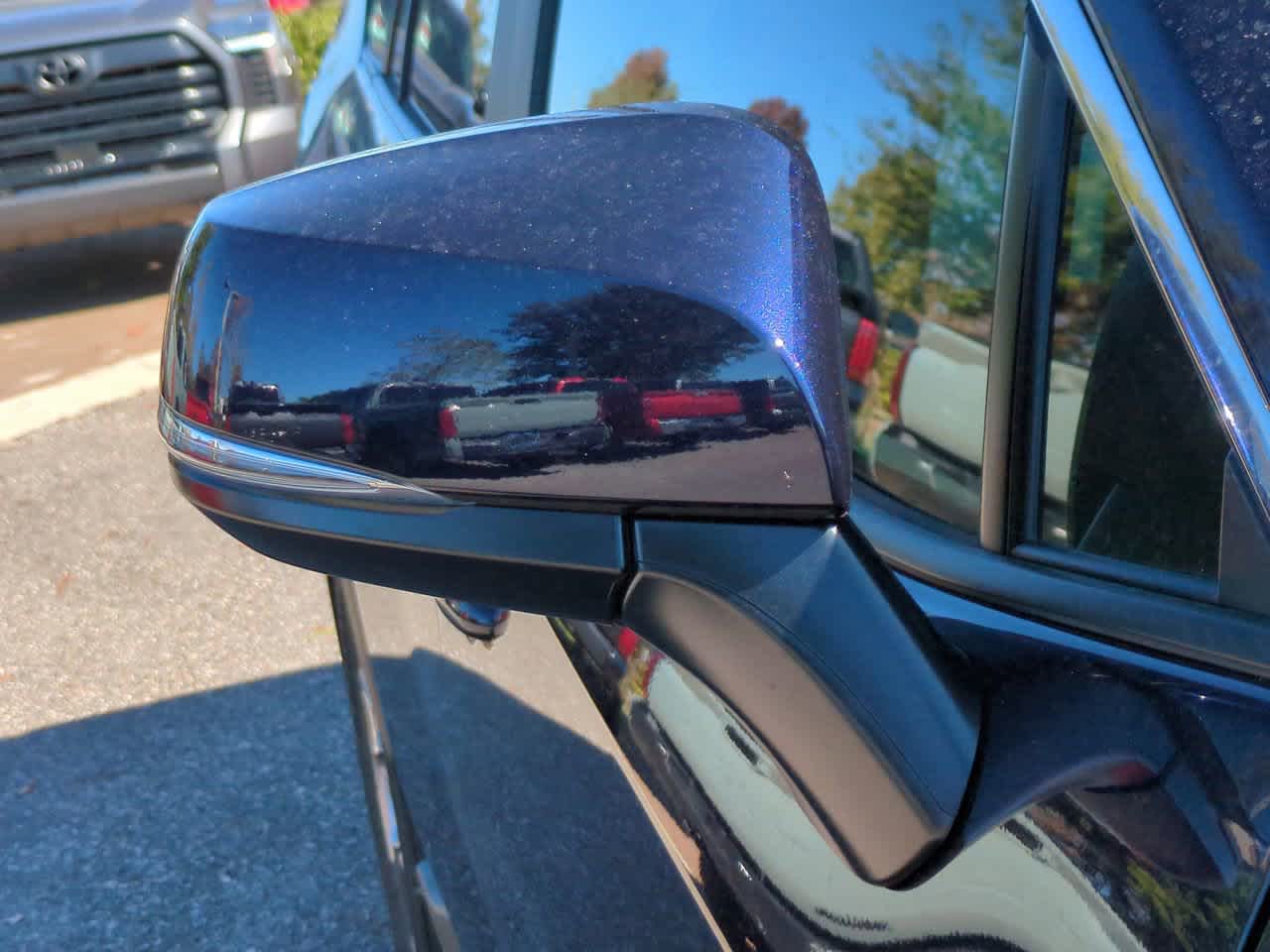 Thumbnail: 2025 Toyota RAV4 - 12