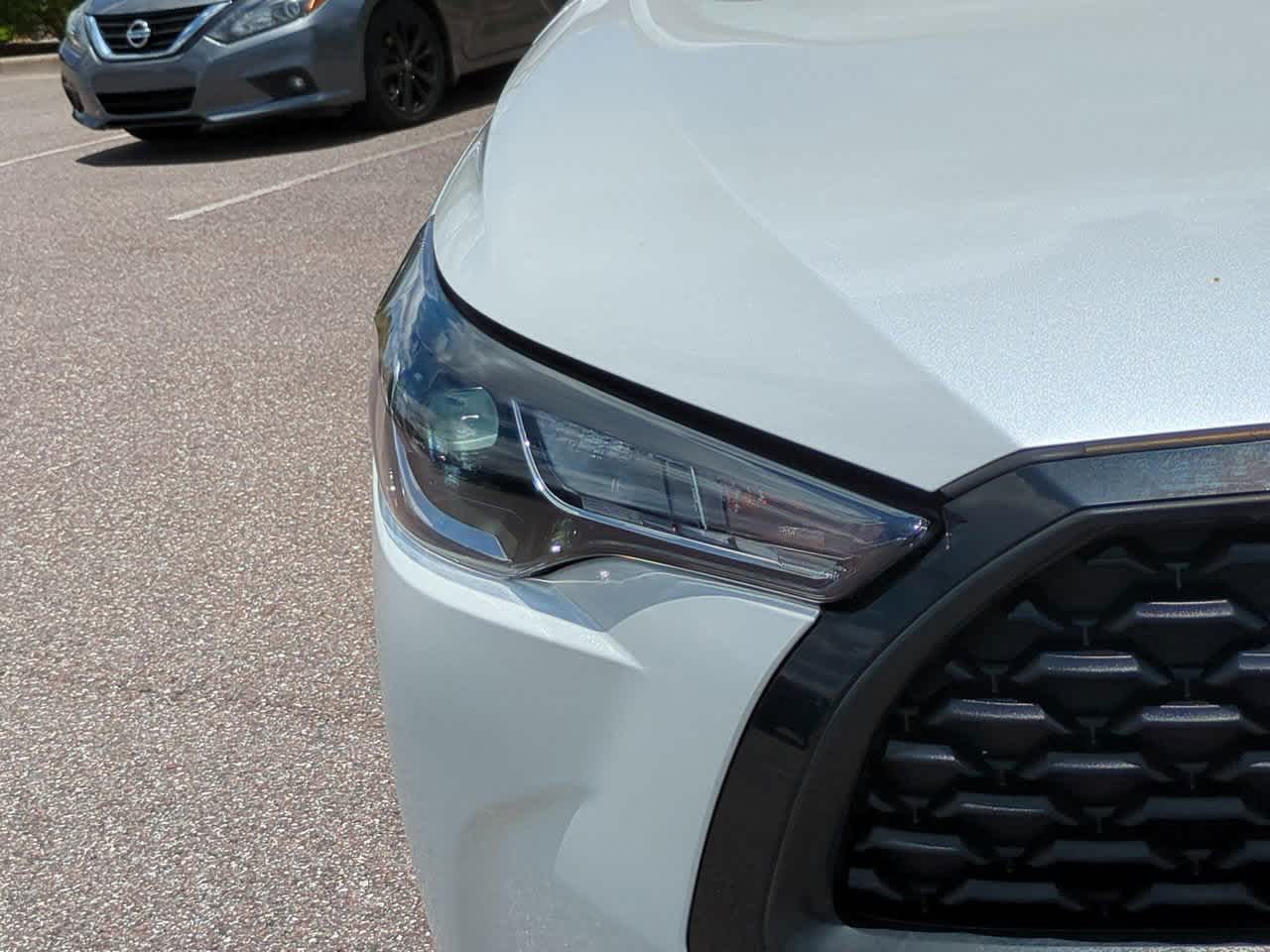 Thumbnail: 2023 Toyota Corolla Cross - 10