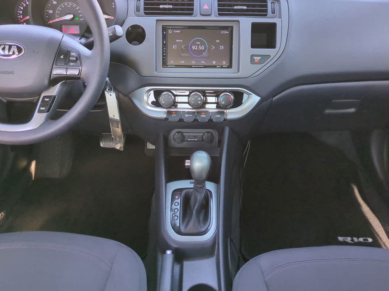 Thumbnail: 2013 Kia Rio - 17