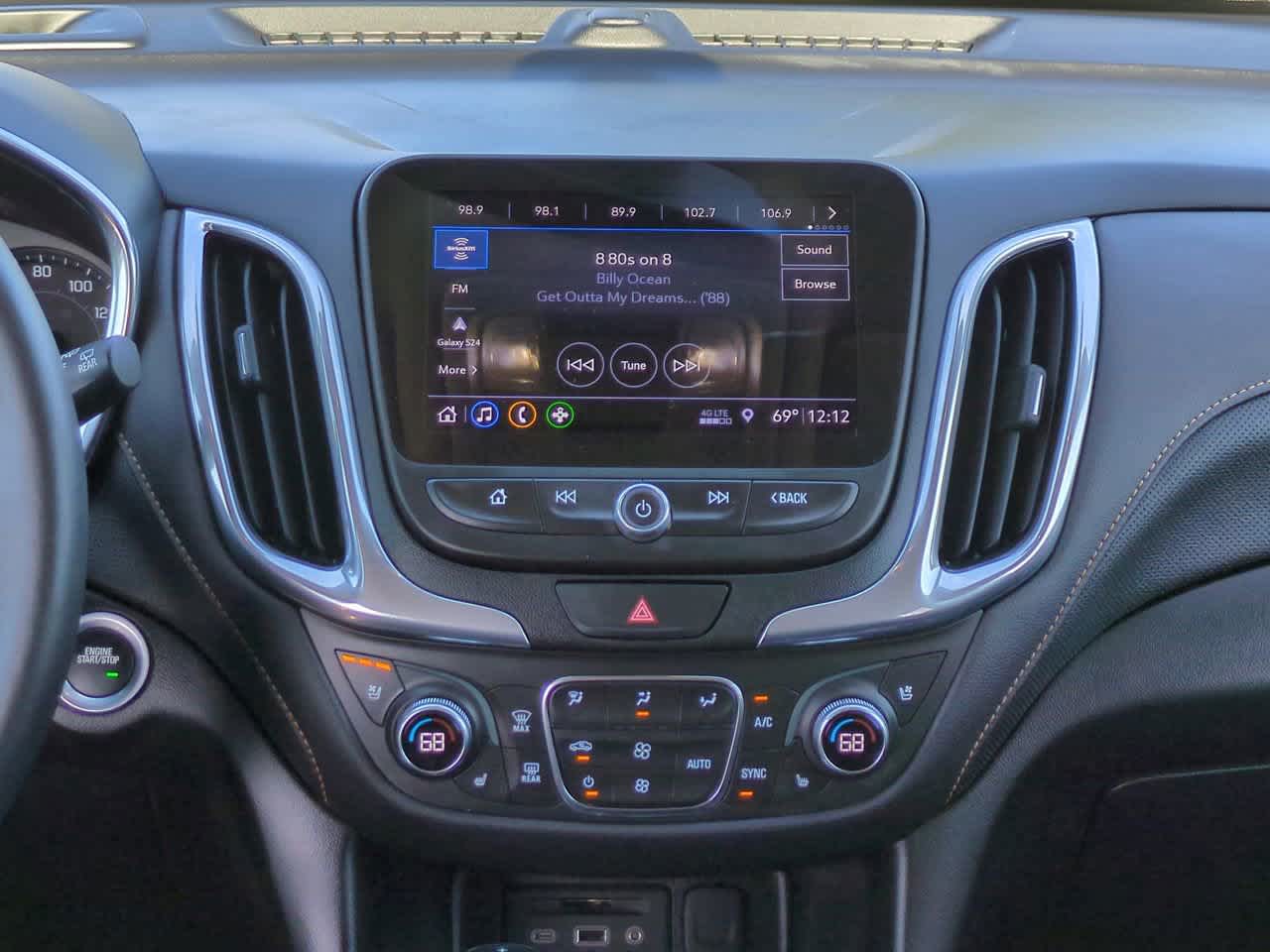 Thumbnail: 2021 Chevrolet Equinox - 17