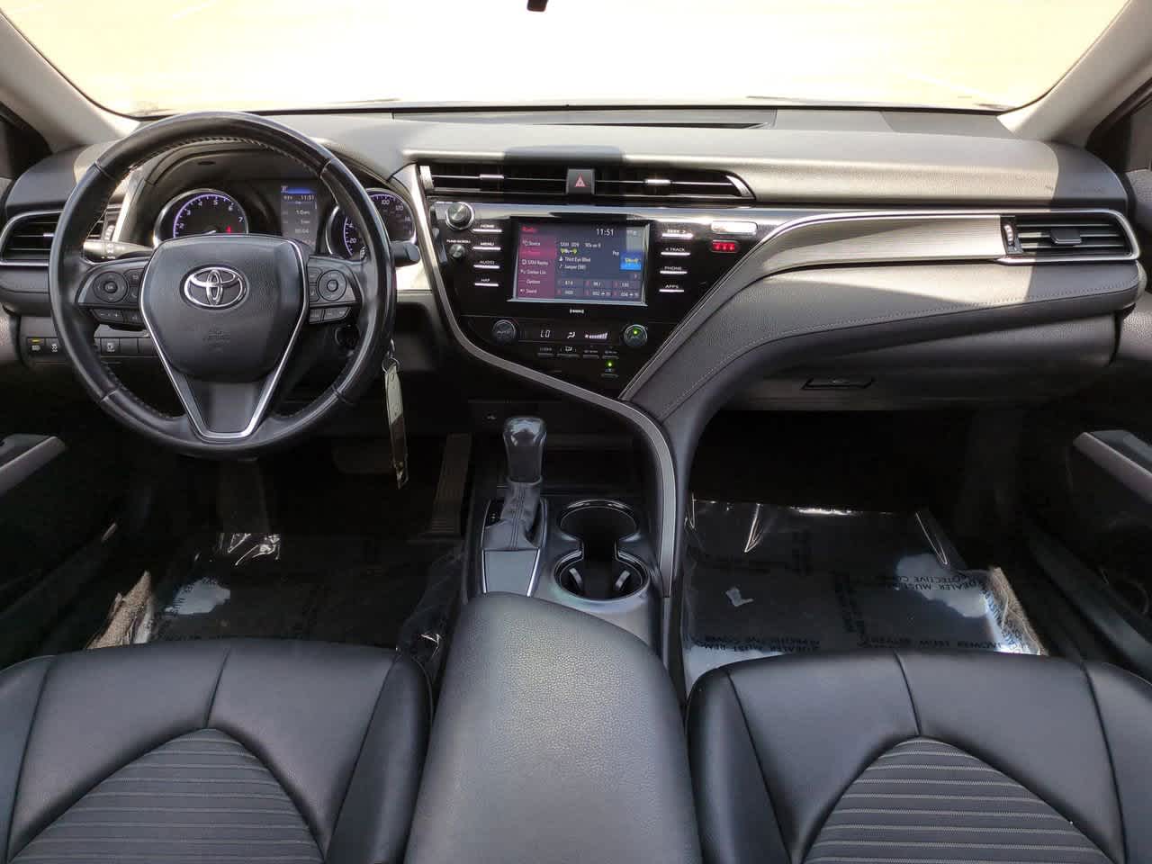 2020 Toyota Camry SE 14