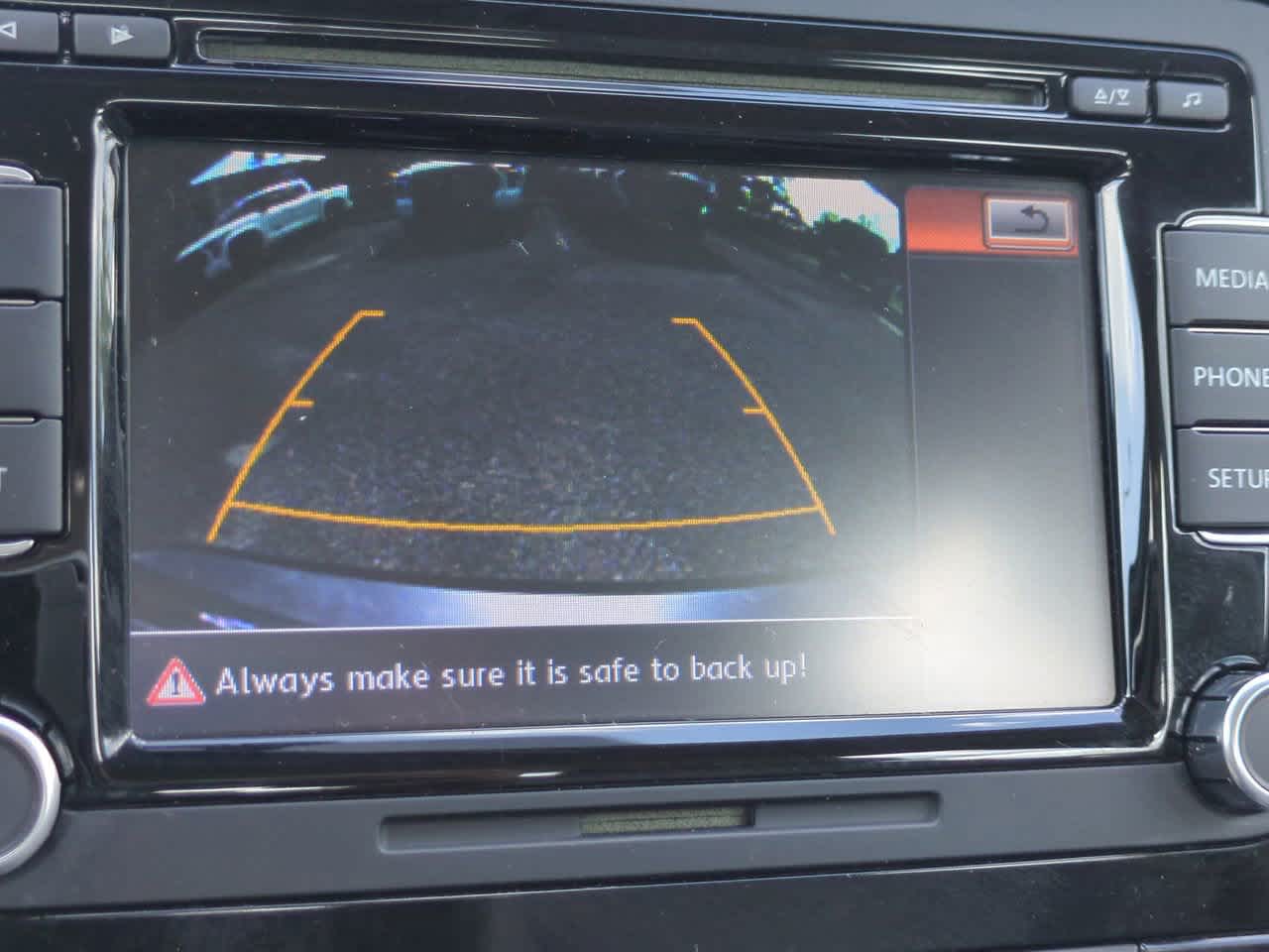 Thumbnail: 2014 Volkswagen Passat - 19
