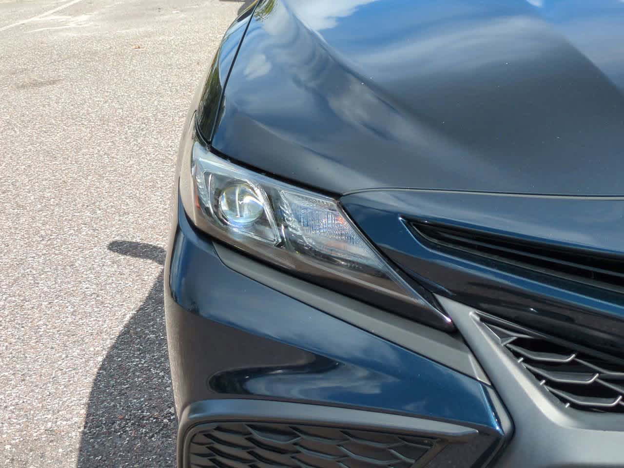 Thumbnail: 2021 Toyota Camry - 10