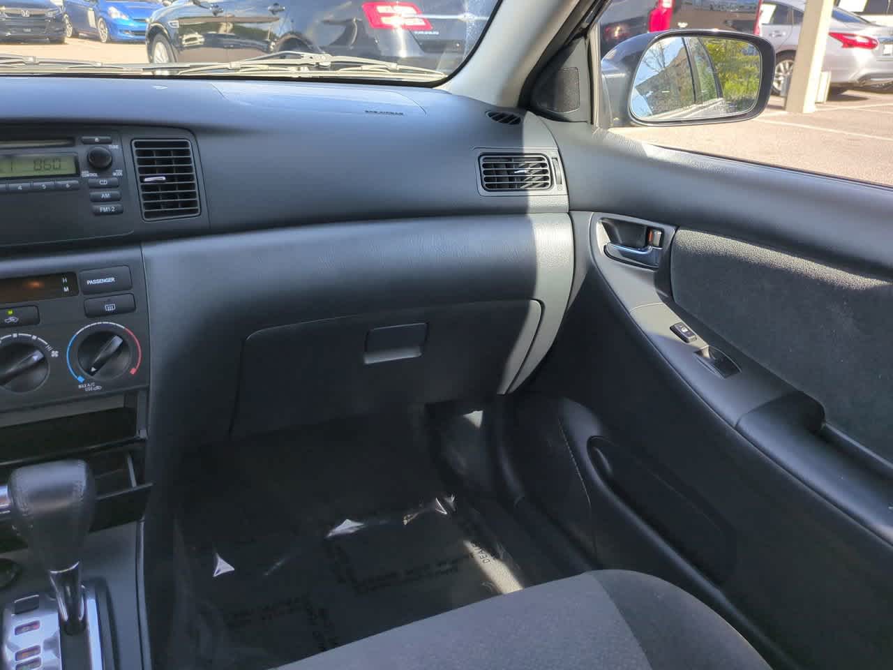 Thumbnail: 2004 Toyota Corolla - 16
