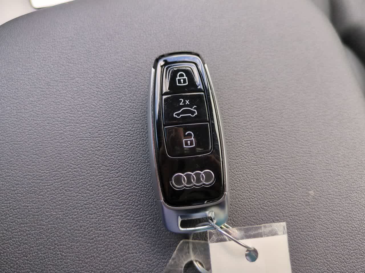 Thumbnail: 2021 Audi Q7 - 29