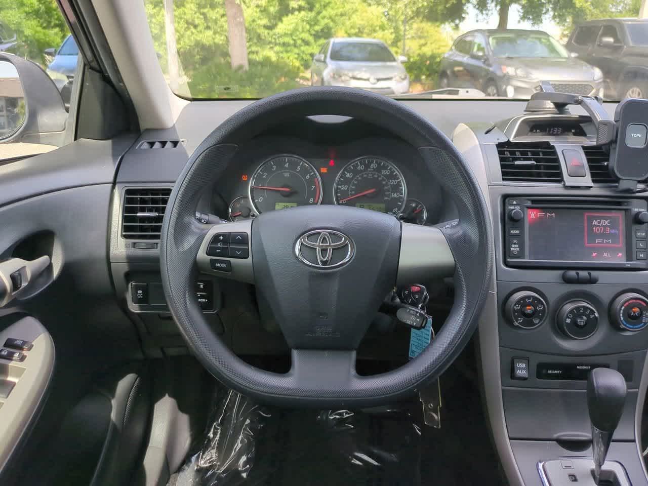 Thumbnail: 2013 Toyota Corolla - 14