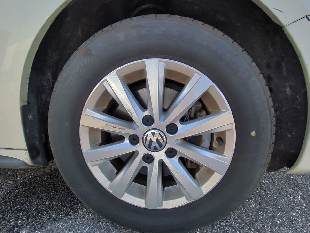 Thumbnail: 2014 Volkswagen Jetta - 9