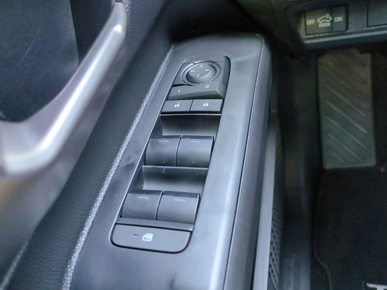 Thumbnail: 2025 Toyota Tacoma - 21