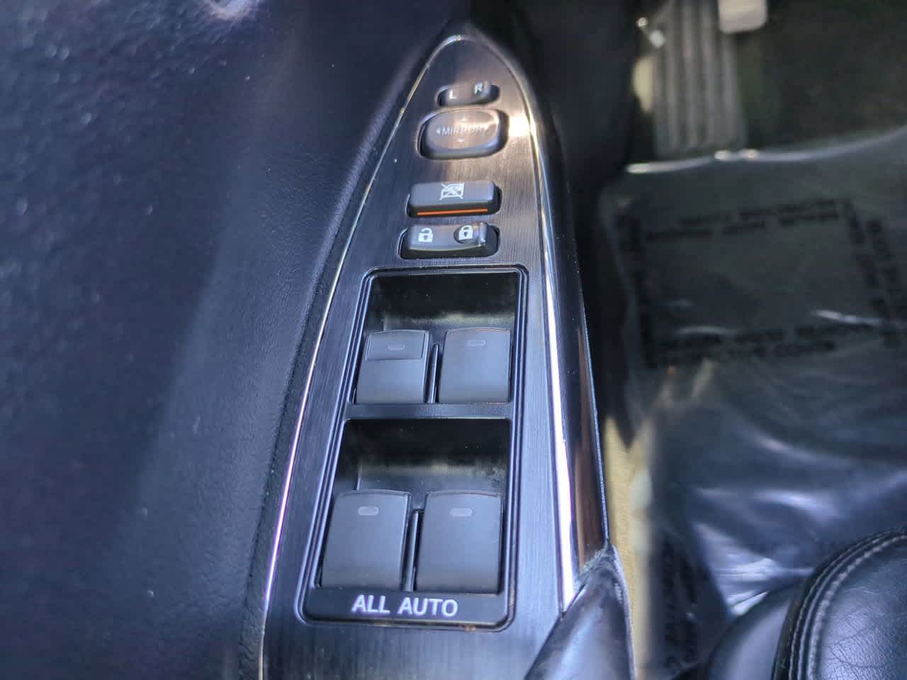 Thumbnail: 2013 Toyota Avalon - 20