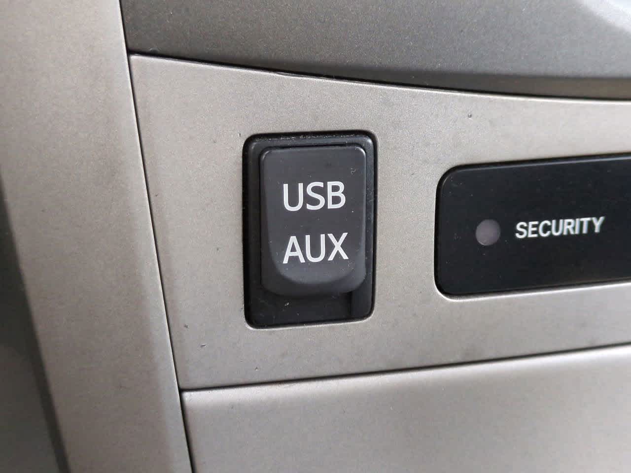 Thumbnail: 2013 Toyota Corolla - 19