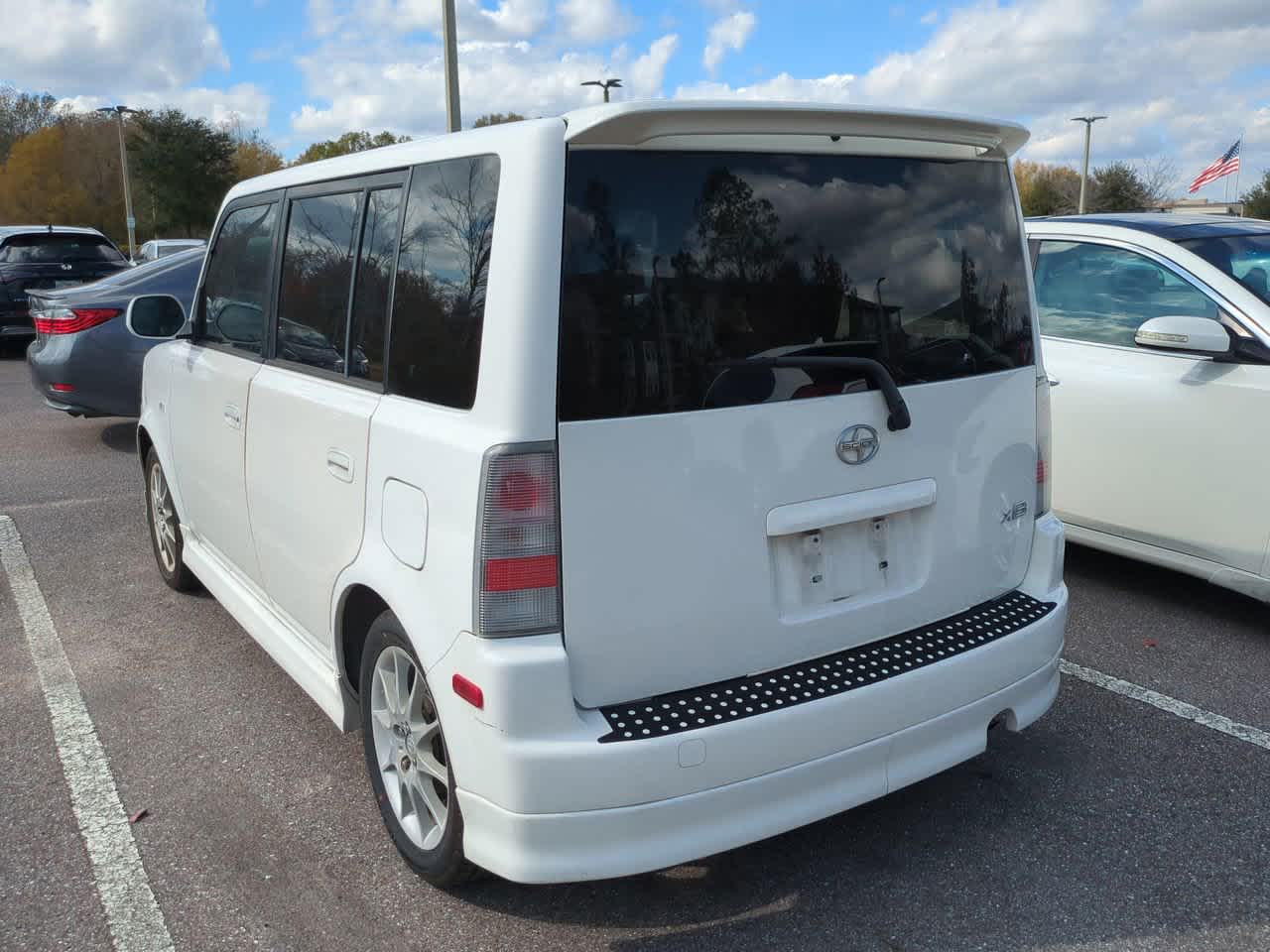 Thumbnail: 2004 Scion xB - 4