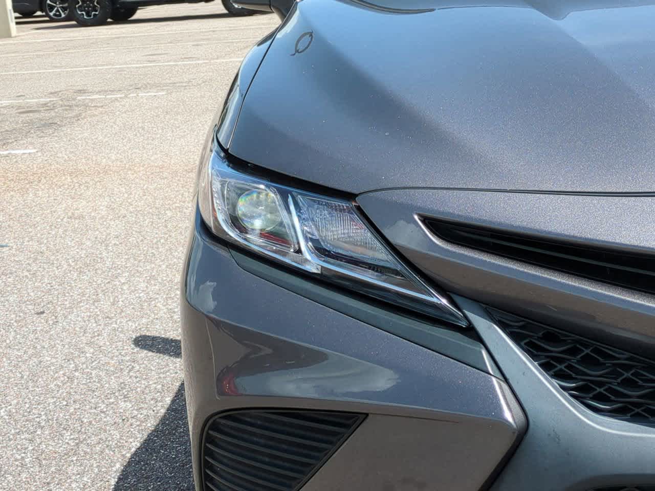 2020 Toyota Camry SE 10