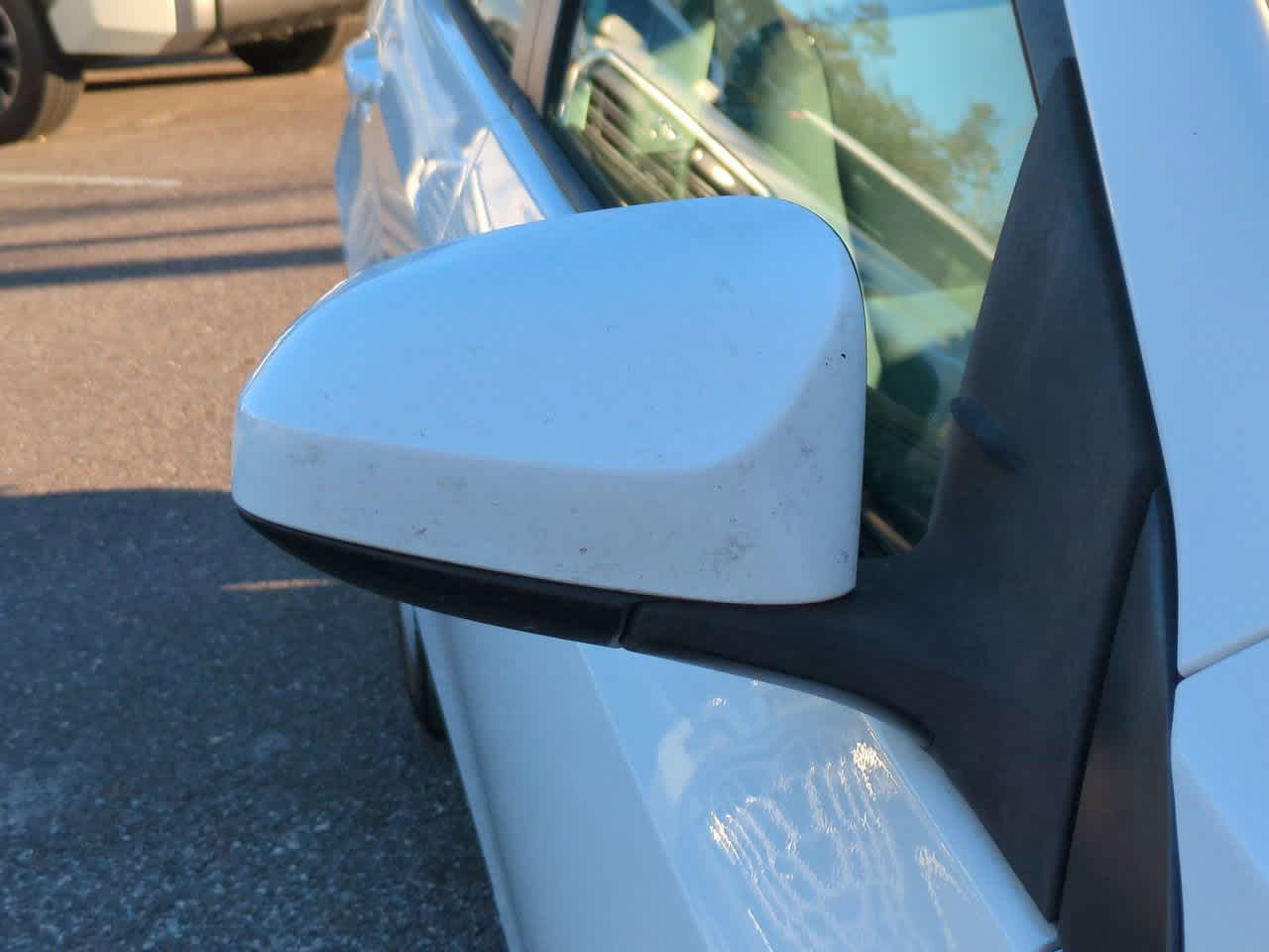 Thumbnail: 2015 Toyota Corolla - 11