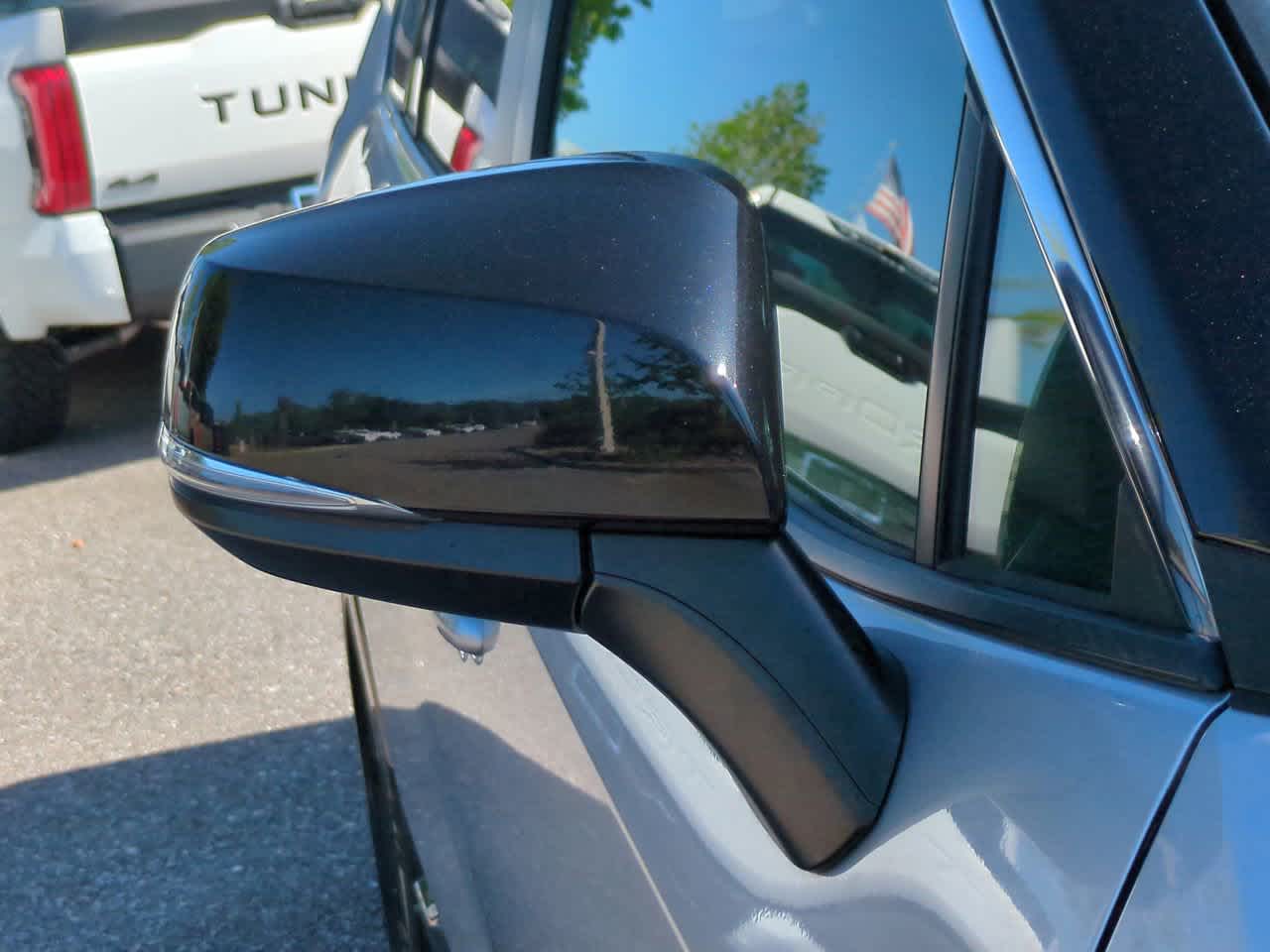Thumbnail: 2019 Toyota RAV4 - 12