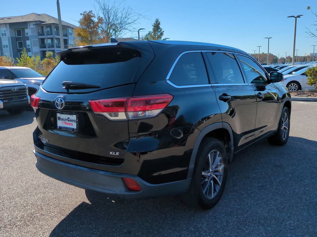 Thumbnail: 2018 Toyota Highlander - 6