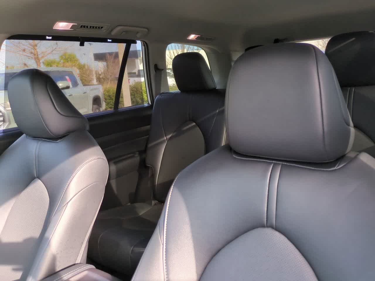 Thumbnail: 2025 Toyota Grand Highlander - 8