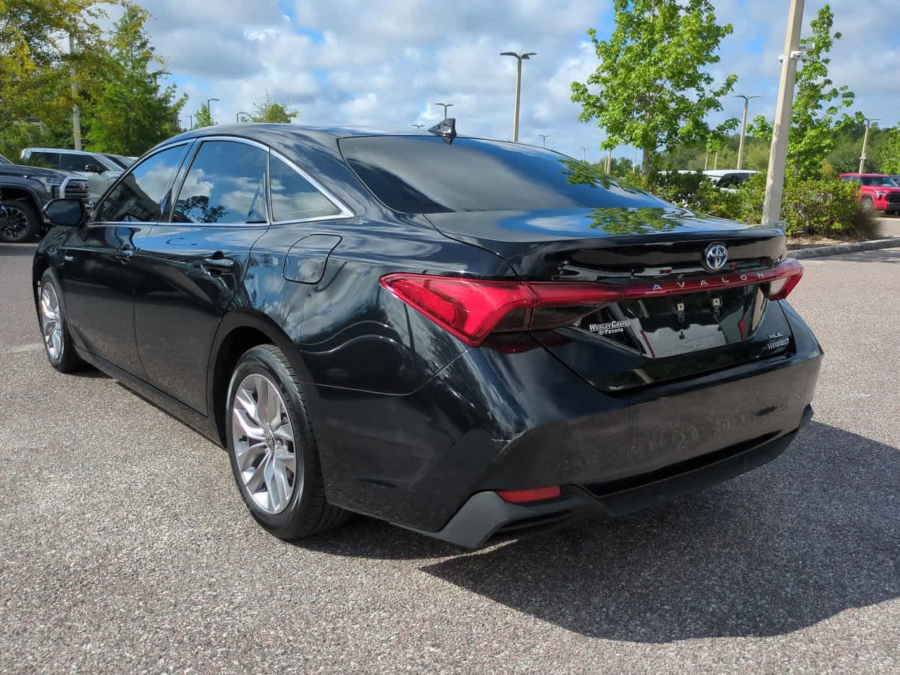 Thumbnail: 2021 Toyota Avalon - 4