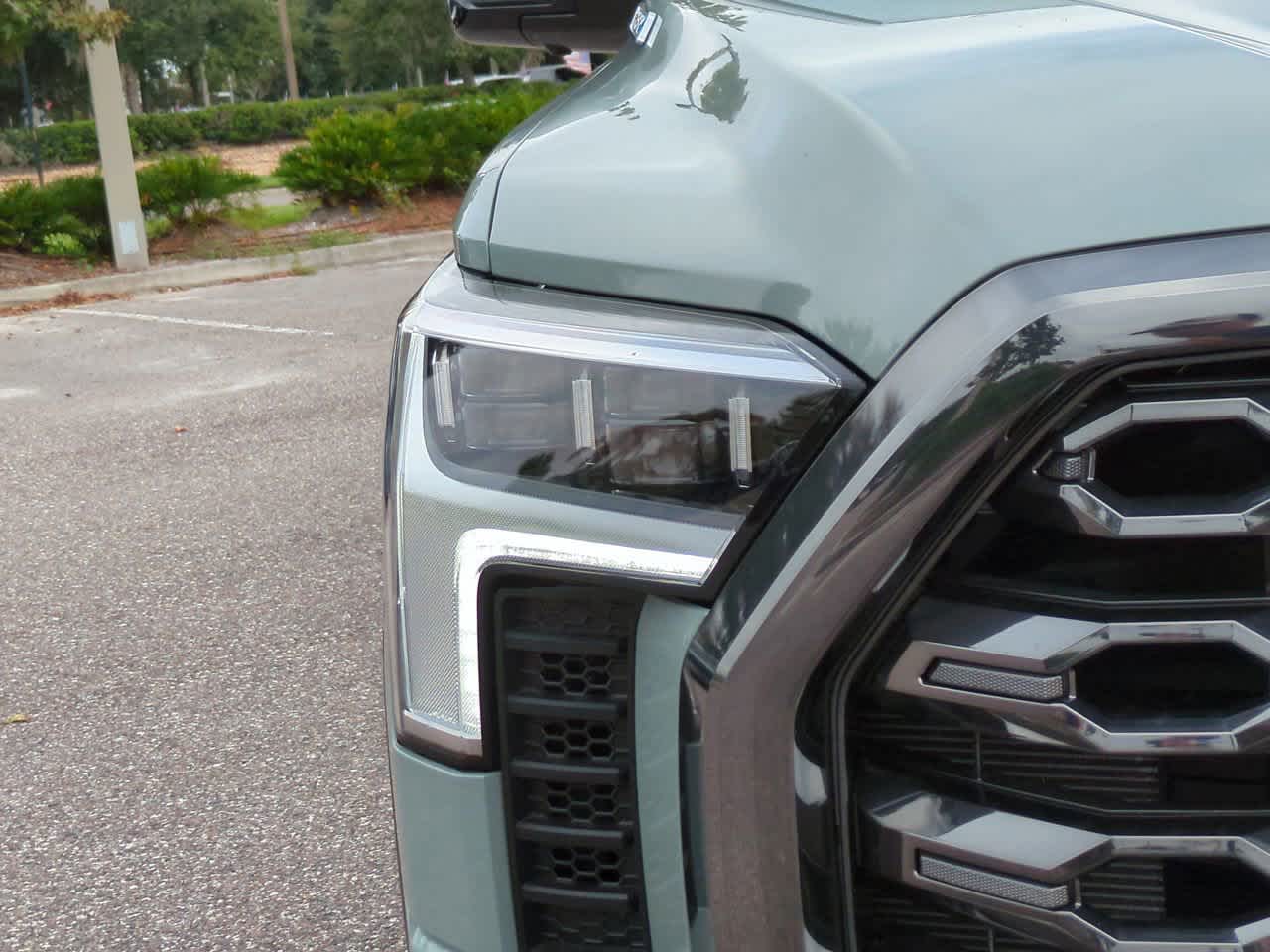 Thumbnail: 2025 Toyota Tundra - 10