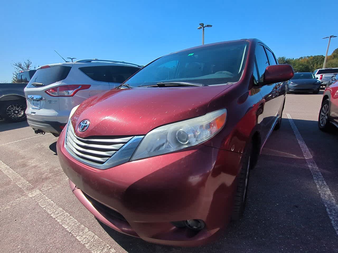 Thumbnail: 2014 Toyota Sienna - 2