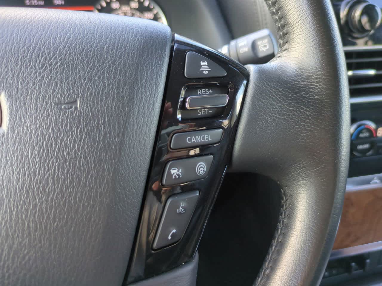 Thumbnail: 2022 Nissan Armada - 25