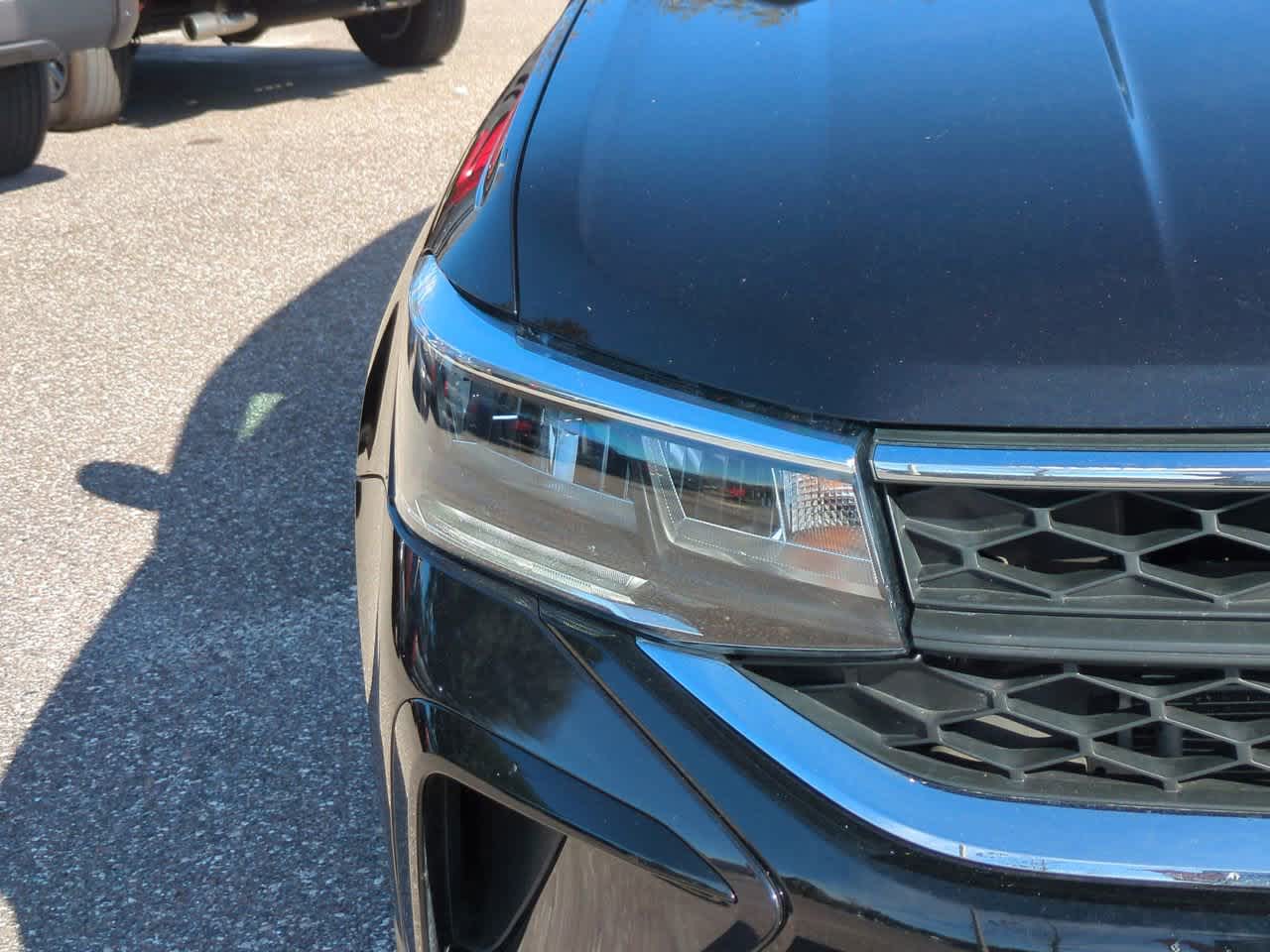 Thumbnail: 2024 Volkswagen Taos - 10