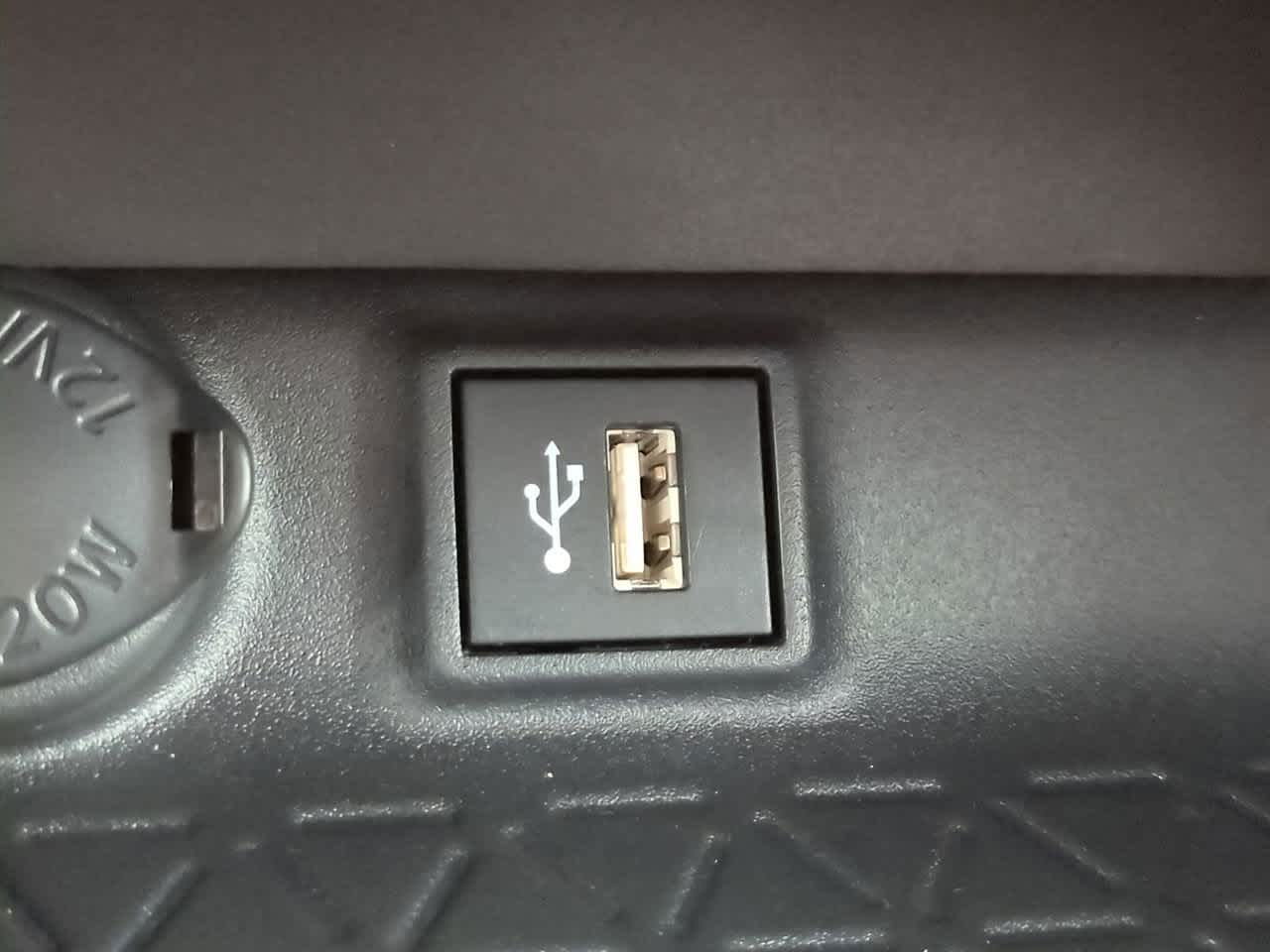 Thumbnail: 2025 Toyota RAV4 - 20