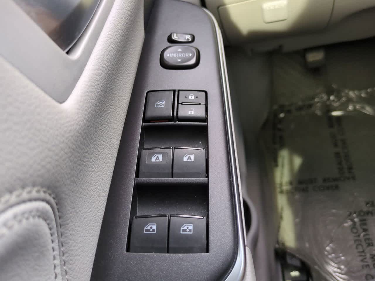Thumbnail: 2016 Toyota Camry - 22