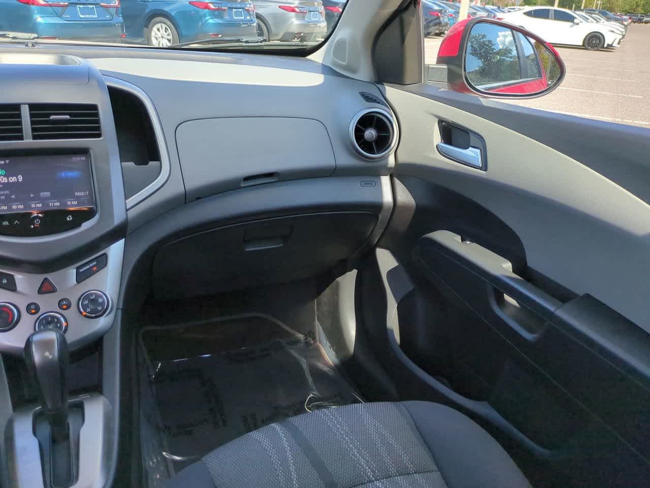Thumbnail: 2015 Chevrolet Sonic - 16