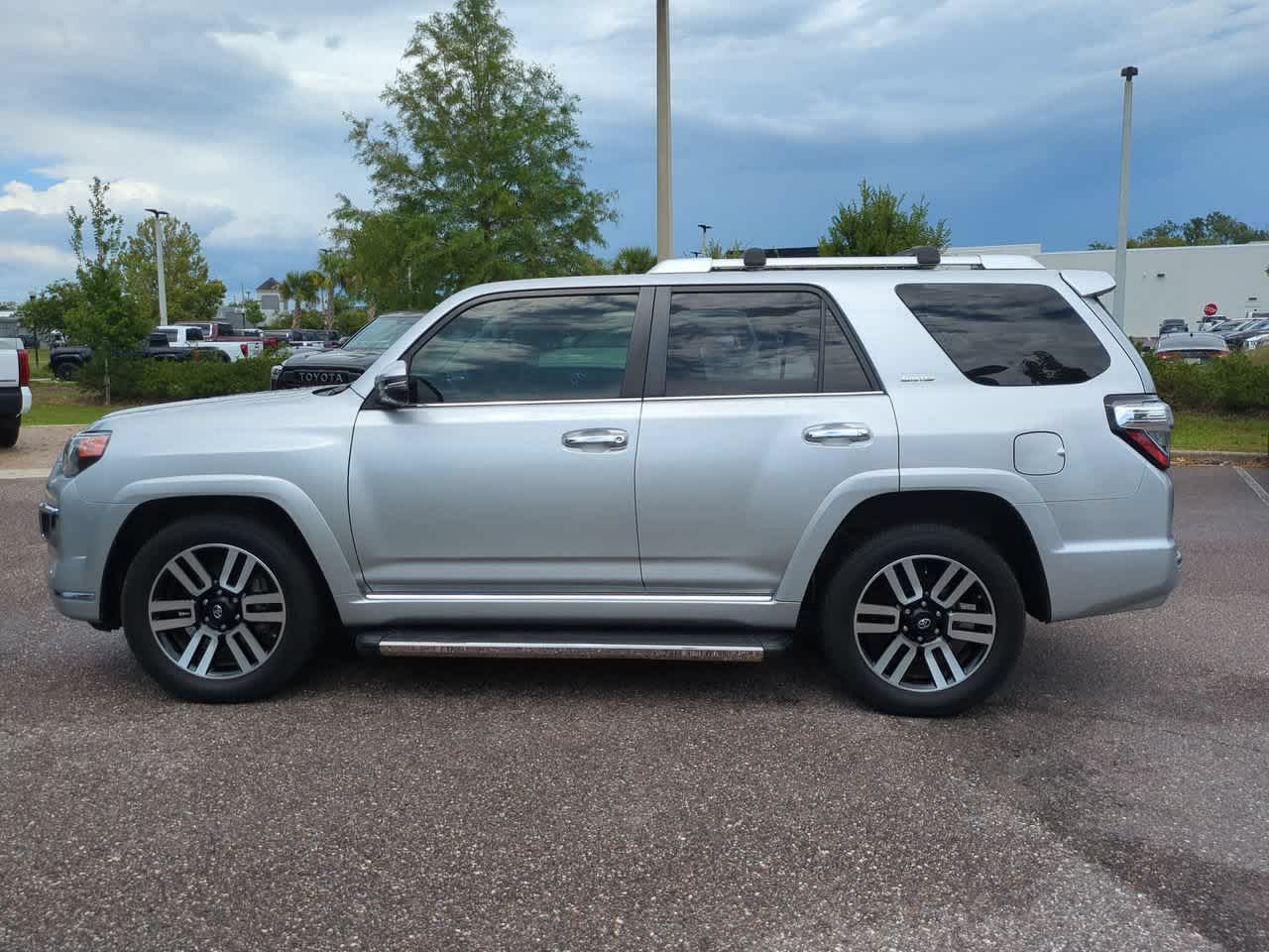 Thumbnail: 2021 Toyota 4Runner - 3