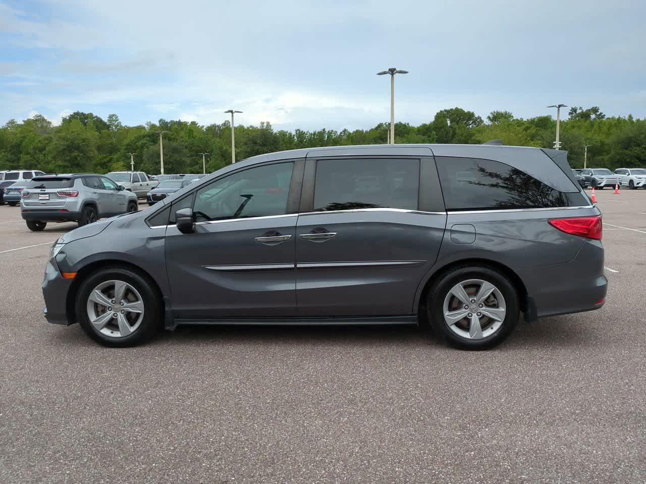 Thumbnail: 2019 Honda Odyssey - 3
