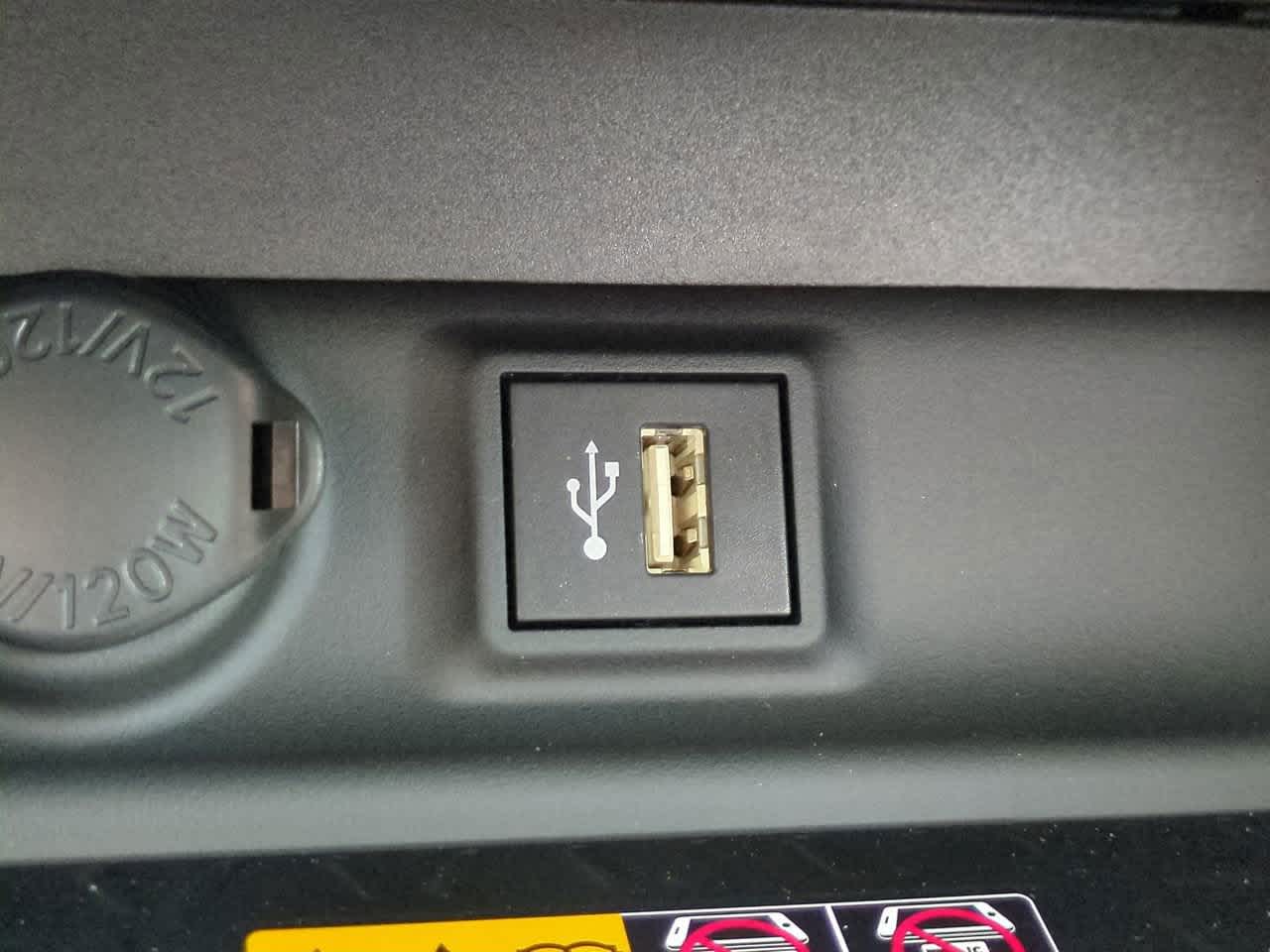 Thumbnail: 2025 Toyota RAV4 - 21