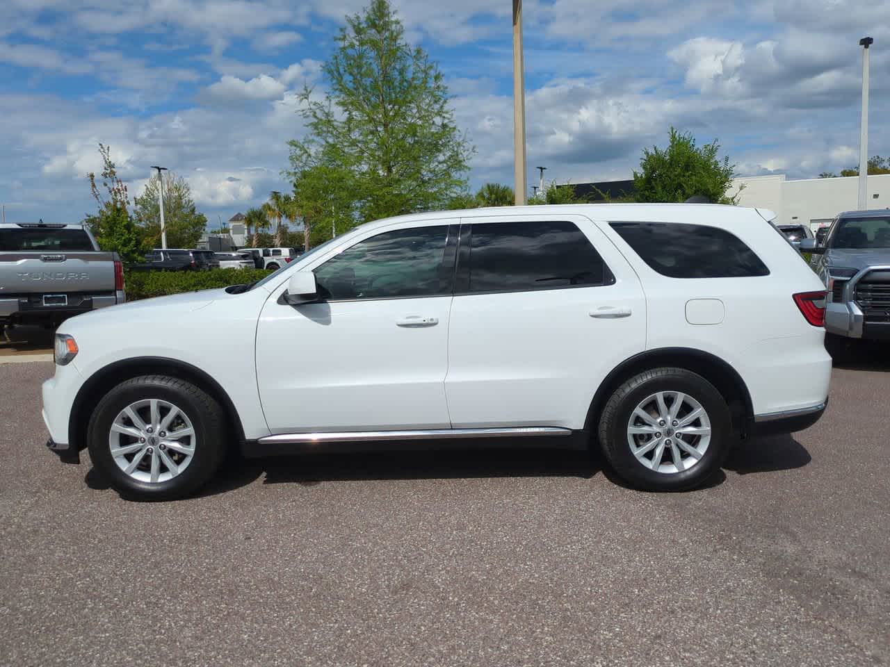 Thumbnail: 2019 Dodge Durango - 3