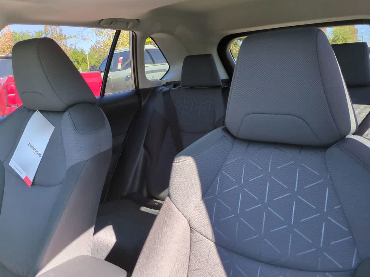 Thumbnail: 2025 Toyota RAV4 - 8