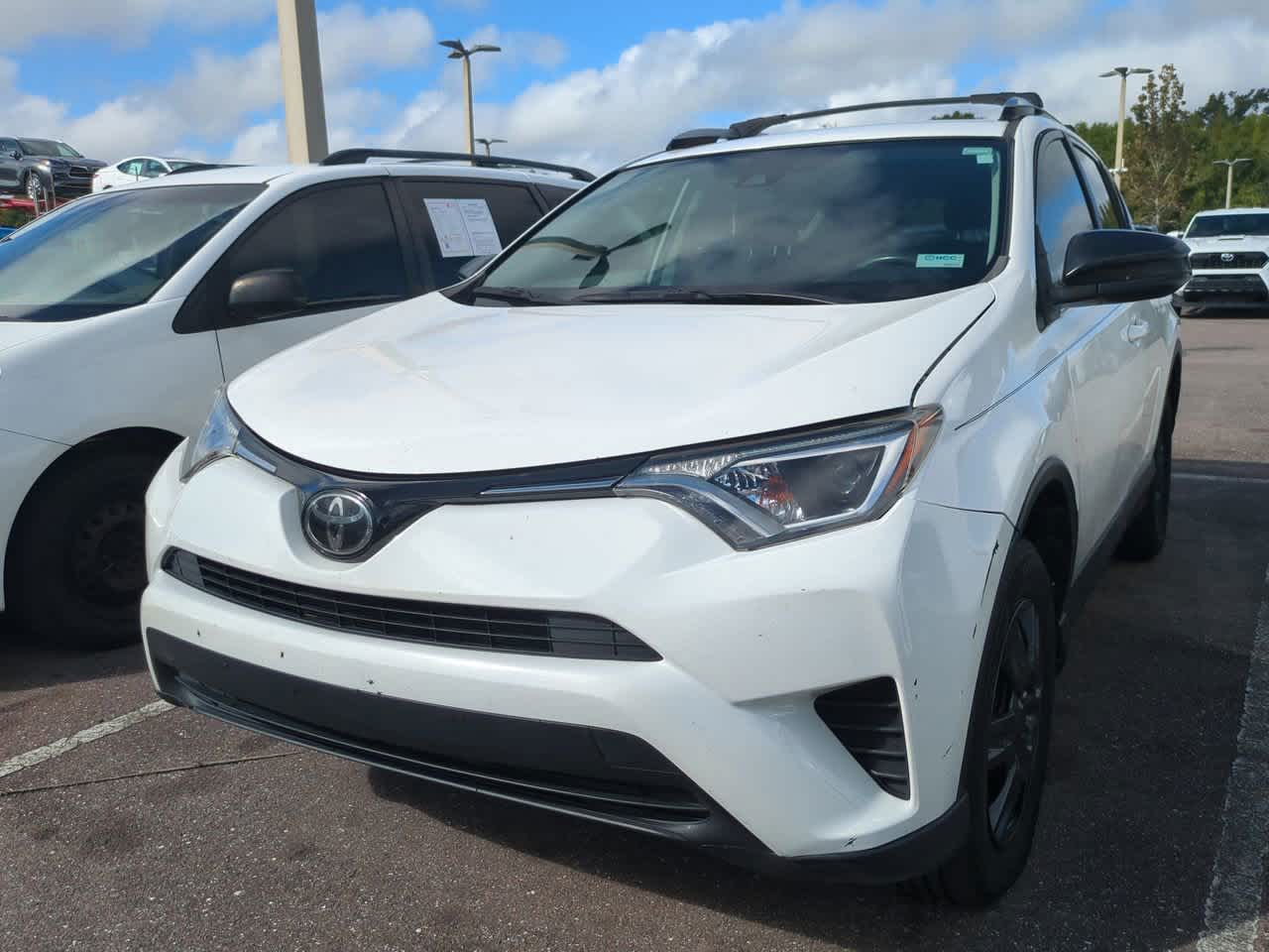 Thumbnail: 2018 Toyota RAV4 - 2