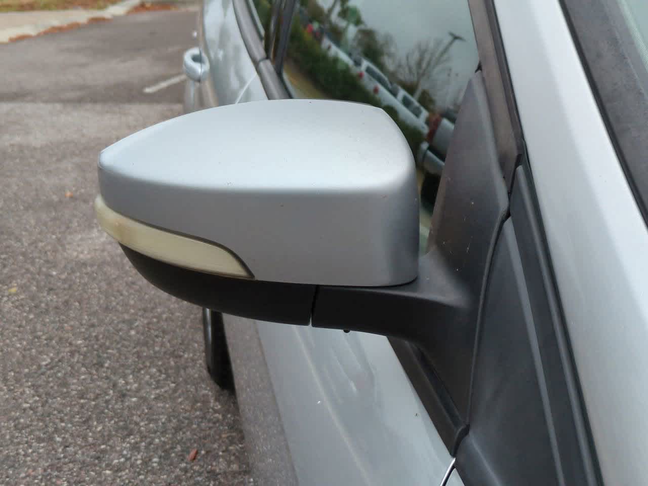 Thumbnail: 2017 Ford Focus - 12