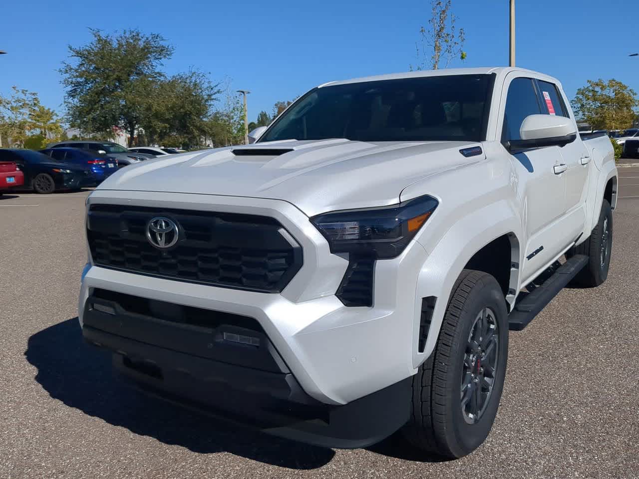 2025 Toyota Tacoma TRD Off-Road 2