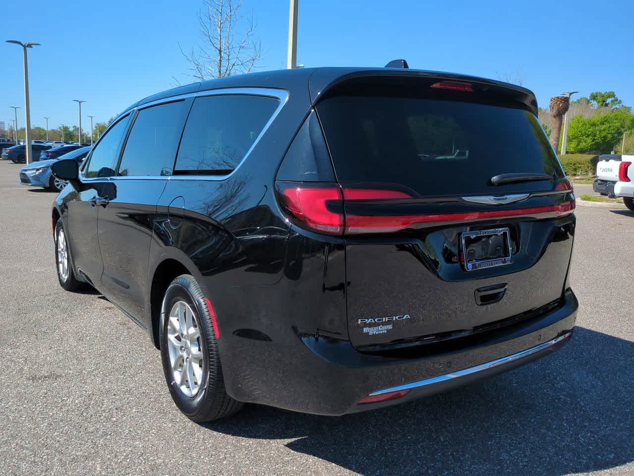Thumbnail: 2025 Chrysler Pacifica - 4