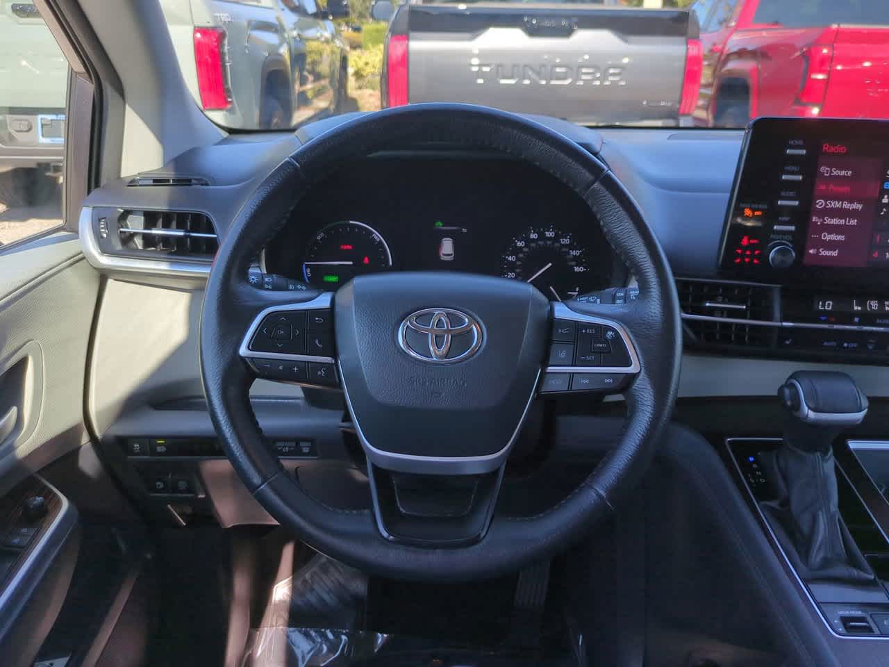 Thumbnail: 2024 Toyota Sienna - 16