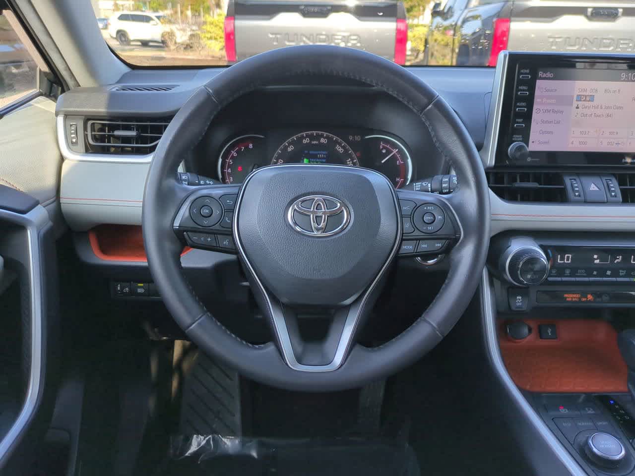 Thumbnail: 2020 Toyota RAV4 - 15